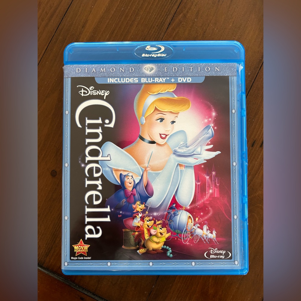 Disney’s Cinderella Blu Ray & DVD